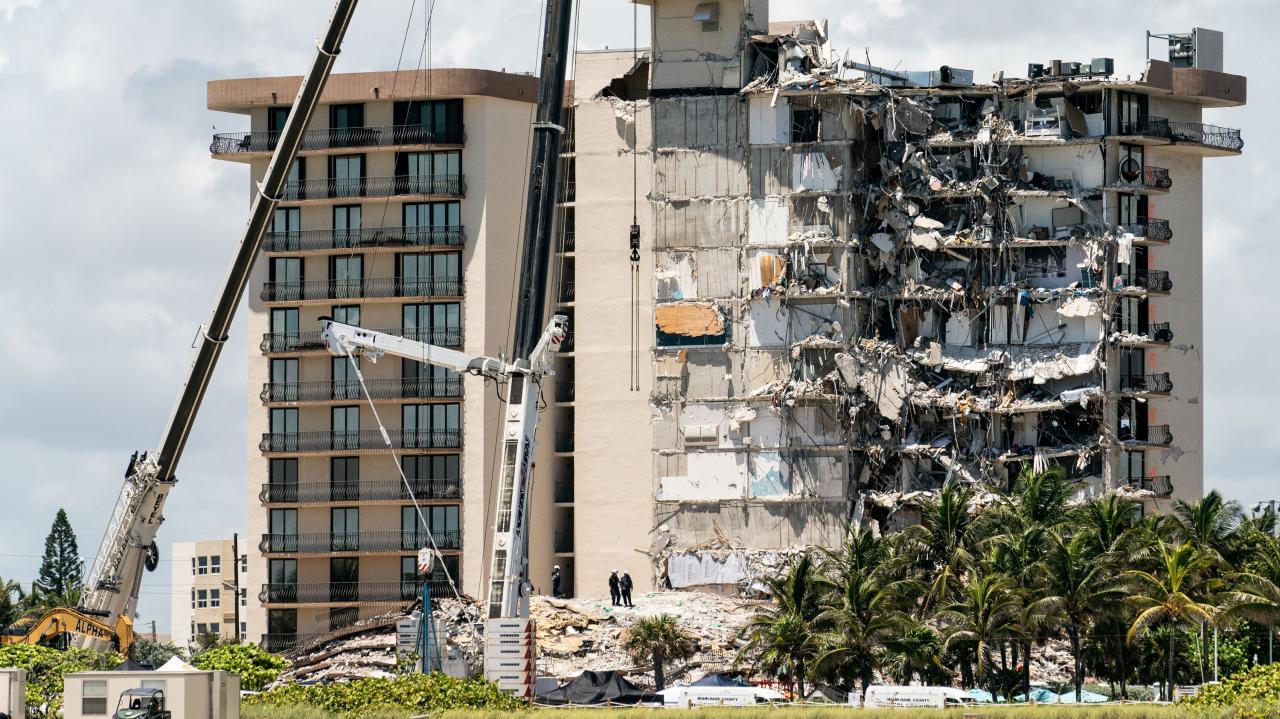 Why Did This Florida Condo Building Collapse? Experts Explain. - The New  York Times