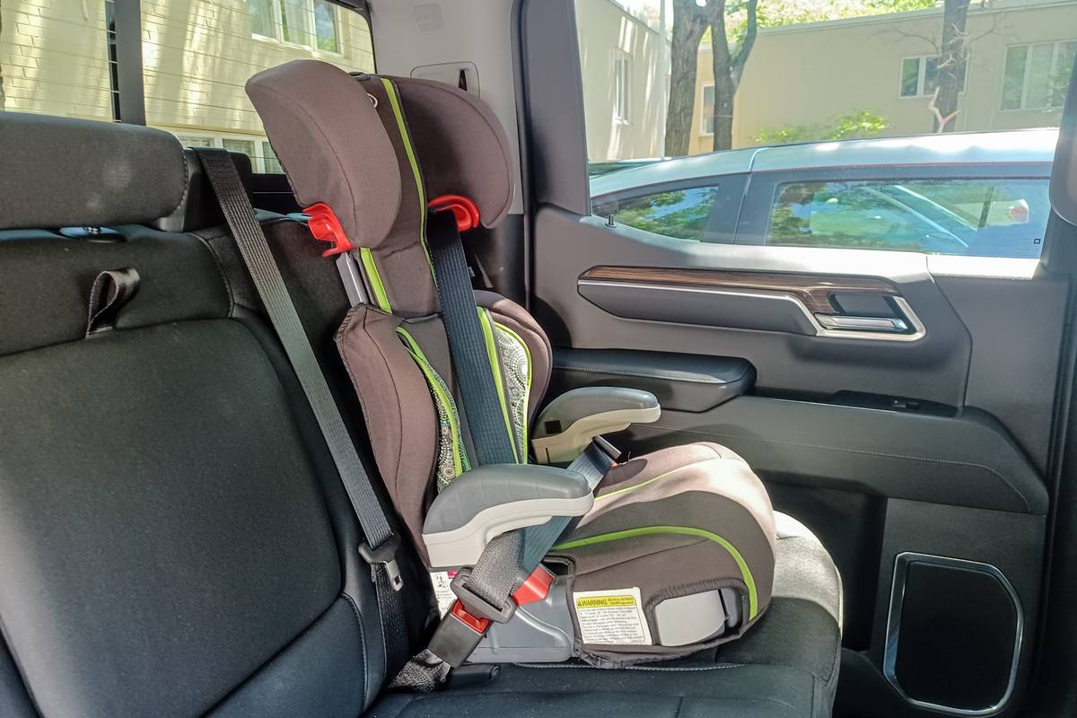 How Do Car Seats Fit In A 2022 Chevrolet Silverado? | Cars.Com