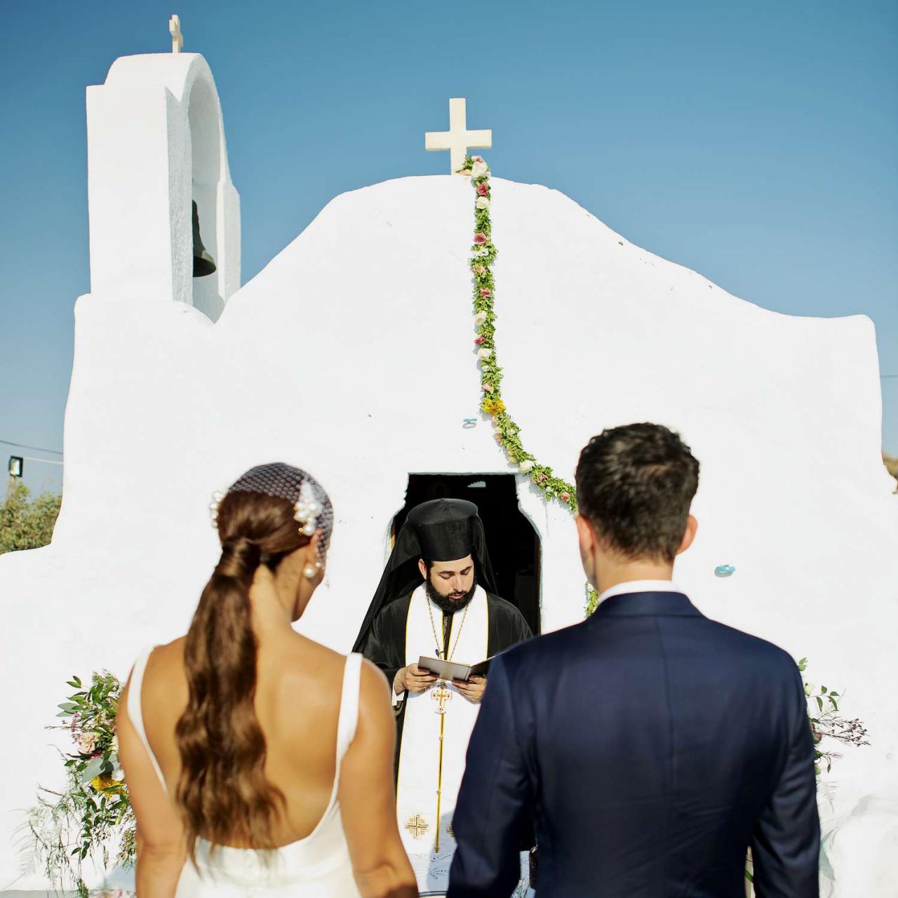 14 Greek Wedding Ceremony Traditions